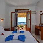 Aparthotel Nikis Kalamakia