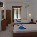 Nikis Aparthotel Kalamakia